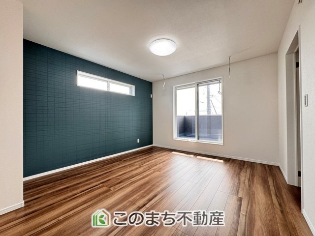 ワイウッドコート宇都宮市駒生町第5期の洋室|南向きで陽当たりの良い洋室♪風通しもよく快適です☆