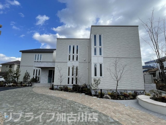 宝殿ハイツ峰の外観