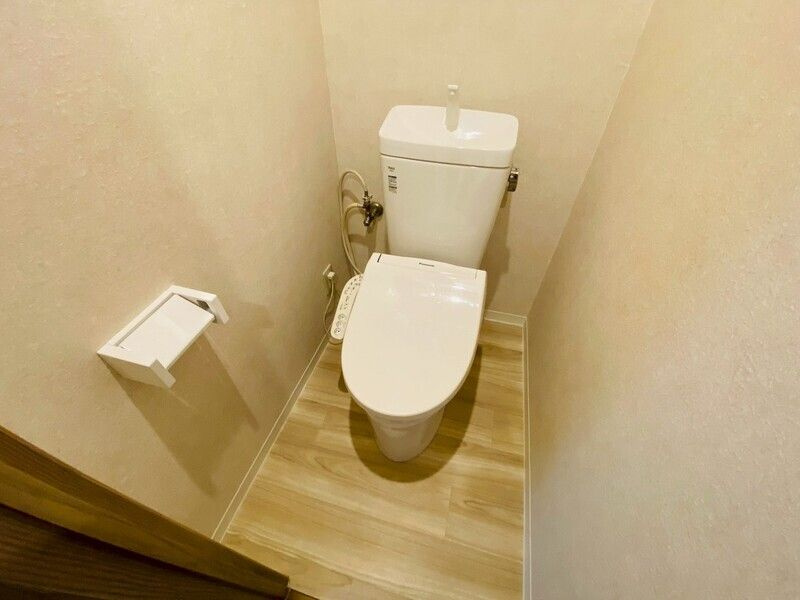 サンスリーハイツ柏里のトイレ|コンパクトで使いやすいトイレです