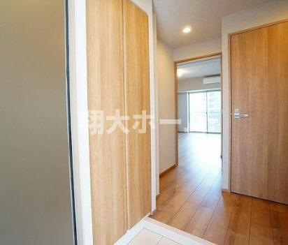 リテラス南千住サウスの玄関