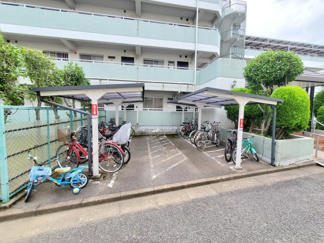 グリーンパーク第2八潮の駐輪場|駐輪場