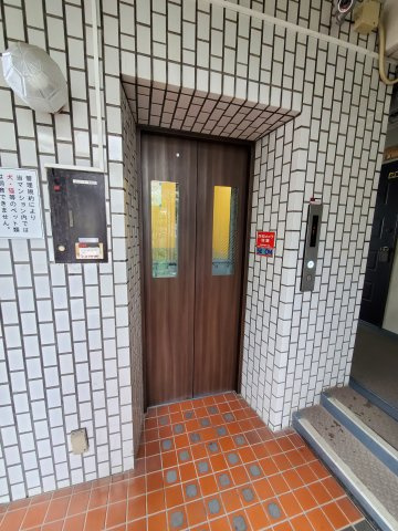グリーンパーク第2八潮のその他共用部分|エレベーターがあります