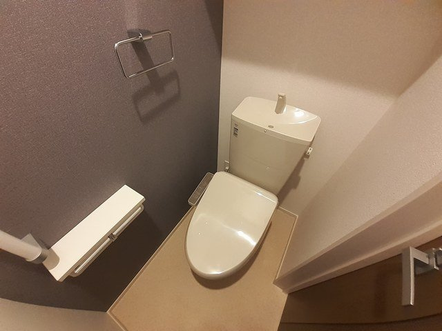 アヴァンセⅣのトイレ|落ち着いたトイレです
