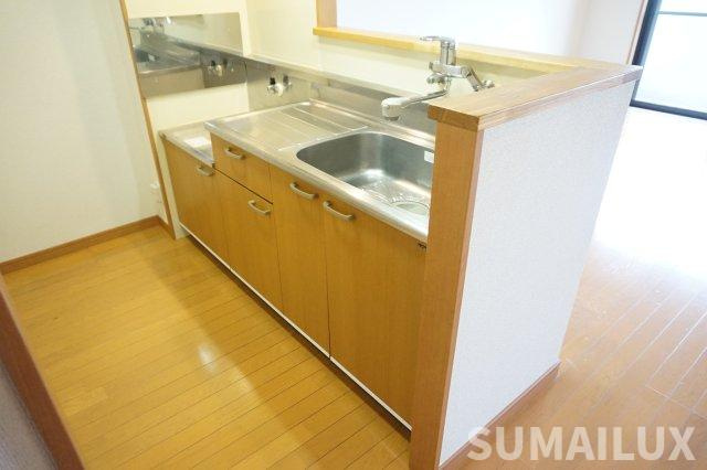 熊本市東区下南部１丁目の賃貸マンションのキッチン