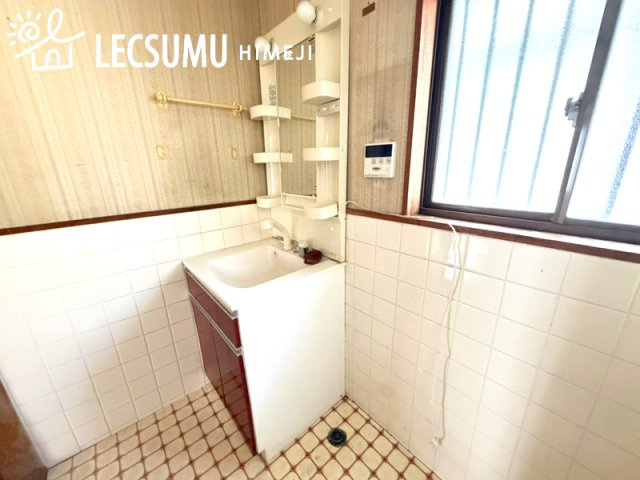 姫路市勝原区宮田/中古戸建の洗面所