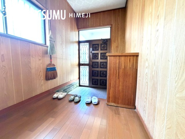 姫路市勝原区宮田/中古戸建の玄関