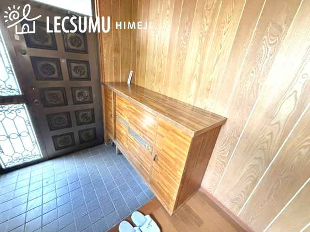 姫路市勝原区宮田/中古戸建の玄関