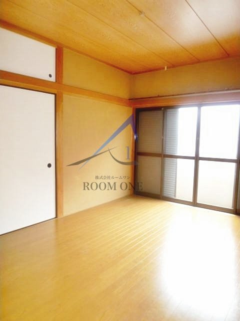 シャンポール氷川台の居間・リビング|洋室のお部屋です。
