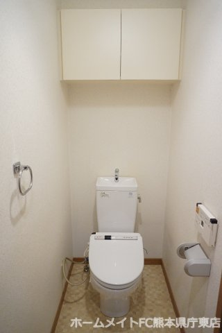 熊本市東区下南部１丁目の賃貸マンションのトイレ