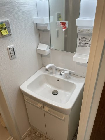 プレミエール柴又の洗面所