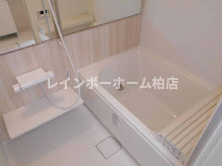 仲介手数料（賃料の1.10ヵ月）の50％OFF対象物件！の浴室|追い焚き機能があります