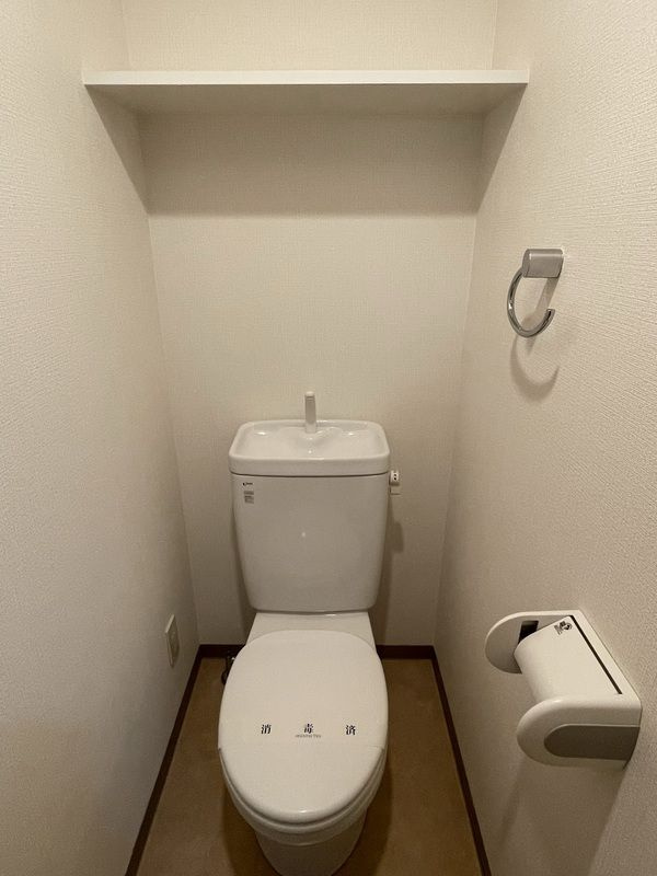スカイコートヌーベル中村橋のトイレ