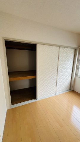 ディアス中津川　Bの収納