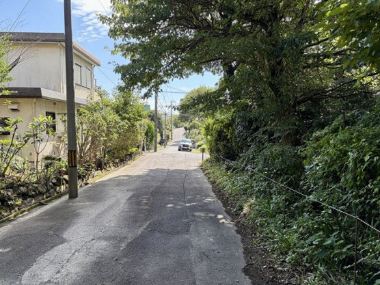 【前面道路含む現地写真】 | 大室高原別荘地　売地