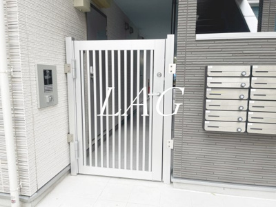 【エントランス】 | CASAR 町田 | エントランスです。
