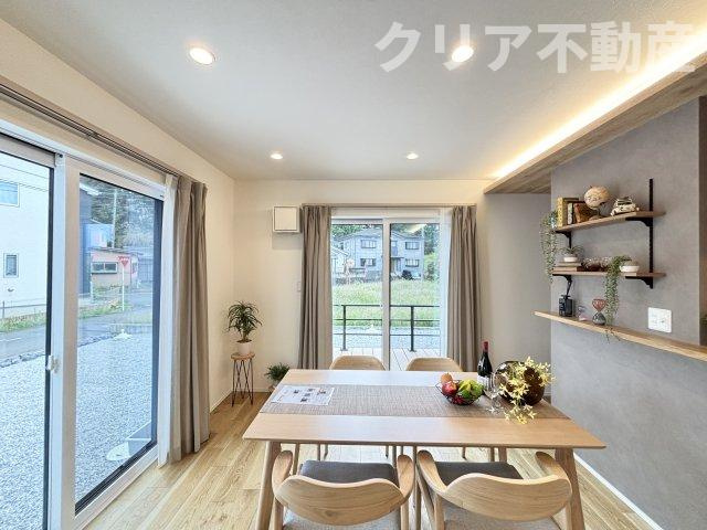 【居間・リビング】 | エアコン4台！吉岡町未入居戸建て