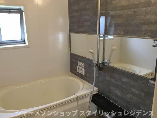 グリーンビレッジ湯川Ⅲの浴室