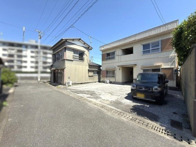 高知市神田　売土地の前面道路含む現地写真