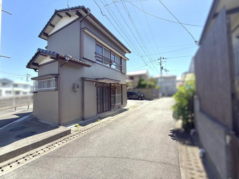 高知市神田　売土地の前面道路含む現地写真