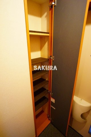 【玄関】 | カーサ久良岐アネックス