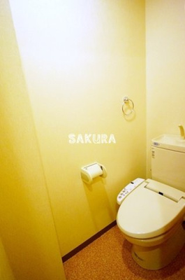 【トイレ】 | カーサ久良岐アネックス | 落ち着いた色調のトイレです♪