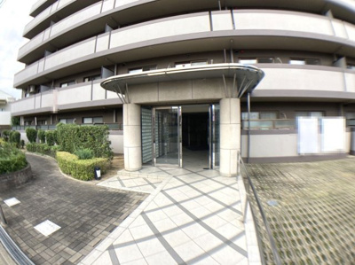 【エントランス】 | シャルマンフジ泉北深井 | ☆和室ございます☆一息つく時の癒しの空間や客間にも使えますね♪