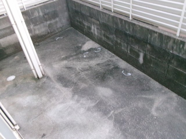 梶本ハイツのバルコニー
