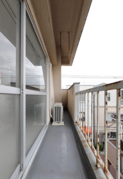 大洋北町マンションのバルコニー