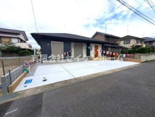 深谷市緑ヶ丘　人気の平屋建　駅徒歩11分の前面道路含む現地写真