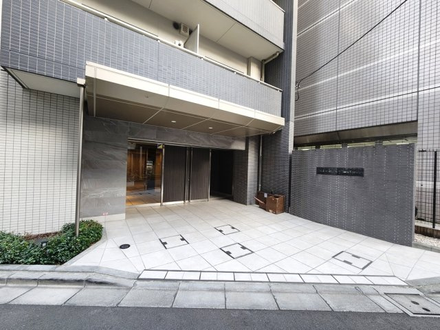 【エントランス】 | ベルヴュコート立川