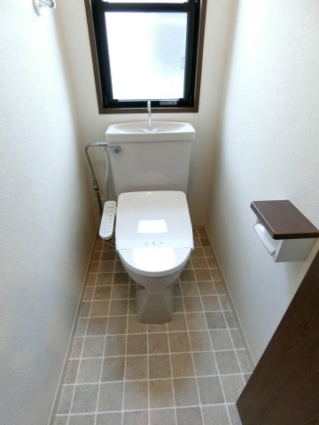 松戸市　古ケ崎２丁目戸建てのトイレ
