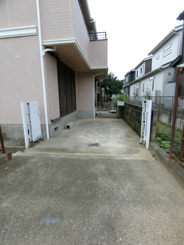松戸市　古ケ崎２丁目戸建ての駐車場