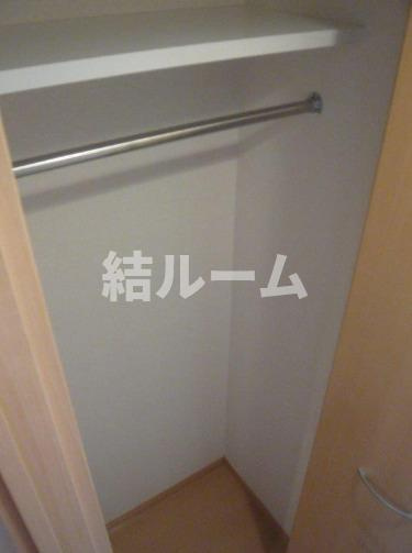 板橋区宮本町の賃貸マンションの収納