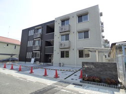 シャルマン本山の画像