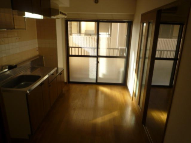 【居間・リビング】