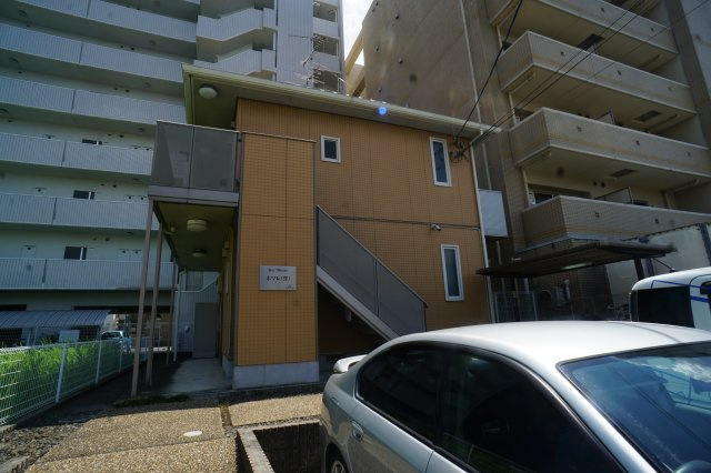 奈良市西大寺南町のアパート