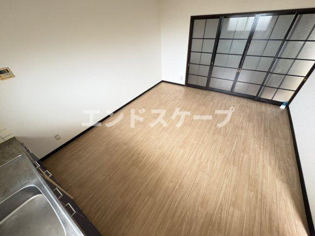 ルブールパレスの居間・リビング|高崎、前橋のお部屋探しはエンドスケープまで！お客様の理想お聞かせ下さい♪