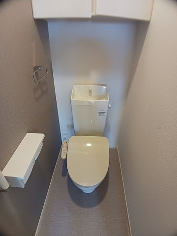 カーサ　ノービレのトイレ|ゆったりとした空間のトイレです