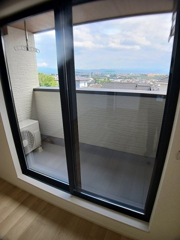 カーサ　ノービレのバルコニー|開放的で明るい空間を演出してくれるバルコニーです