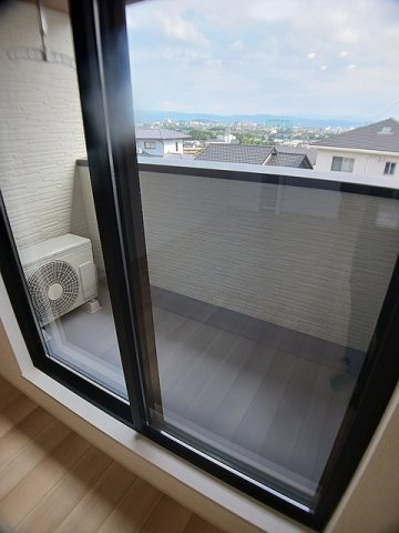 カーサ　ノービレのバルコニー|落ち着いた時間を過ごせるバルコニーです