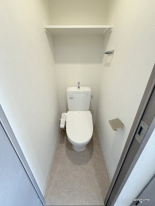 プレサンス鶴橋トレヴィエ　仲介手数料無料のトイレ
