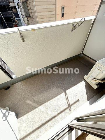 エヴァステージ梅田WESTのバルコニー|広々としたバルコニーです