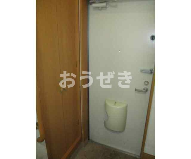 エスプワール千駄木の玄関