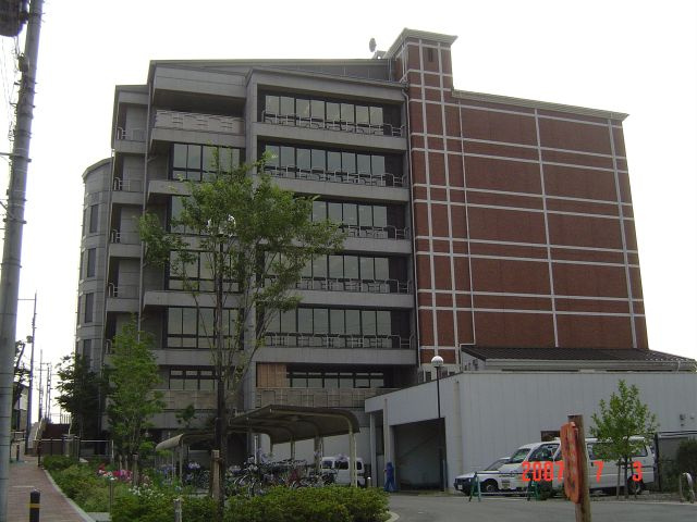 メゾン・ベルヴェデーレの周辺|市立中央図書館まで200ｍ