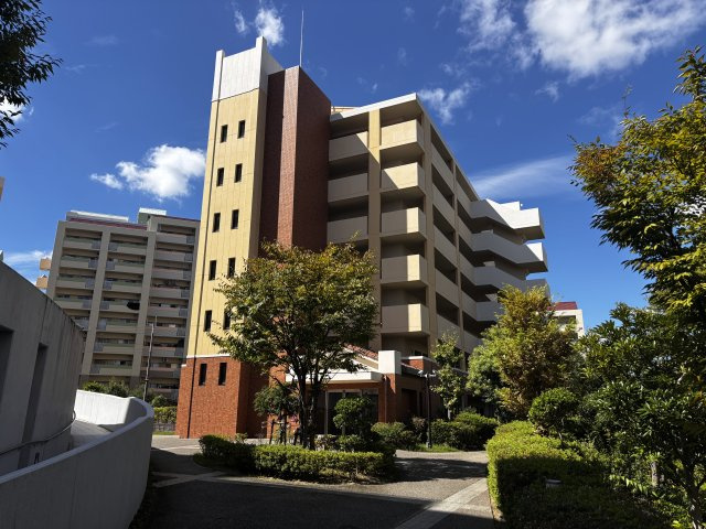 ヴィル・ド・ヴァン西神南4番館
