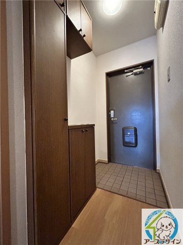 ささお弐番館の玄関|※類似写真