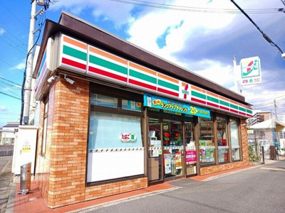 【周辺】 | フリージア | セブンイレブン 京都向島ニューまで500m