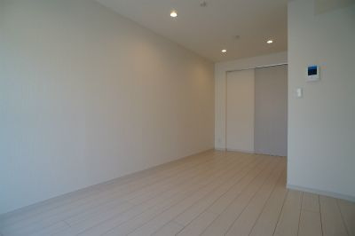 Ebony house 大宮の居間・リビング