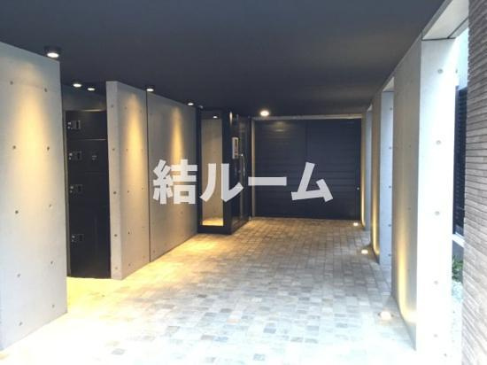 練馬区練馬３丁目の賃貸マンションのエントランス