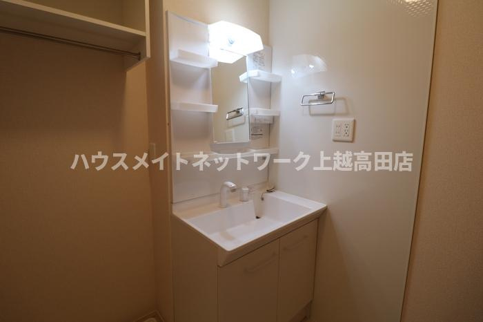 ラ・プラージュの独立洗面台|洗髪洗面化粧台